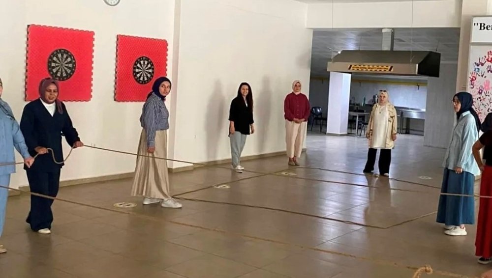Aile Ve Sosyal Hizmetler İl Müdürlüğü Personeline Psikososyal Destek Farkındalık Eğitimi