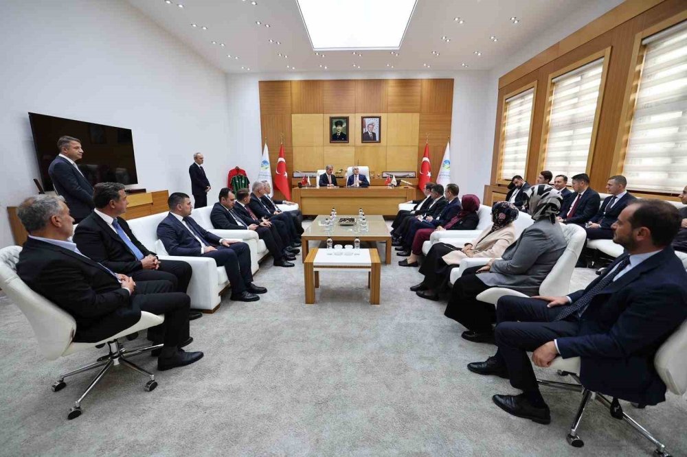 Bakan Işıkhan Sakarya’da