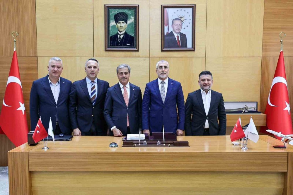 Bakan Işıkhan Sakarya’da