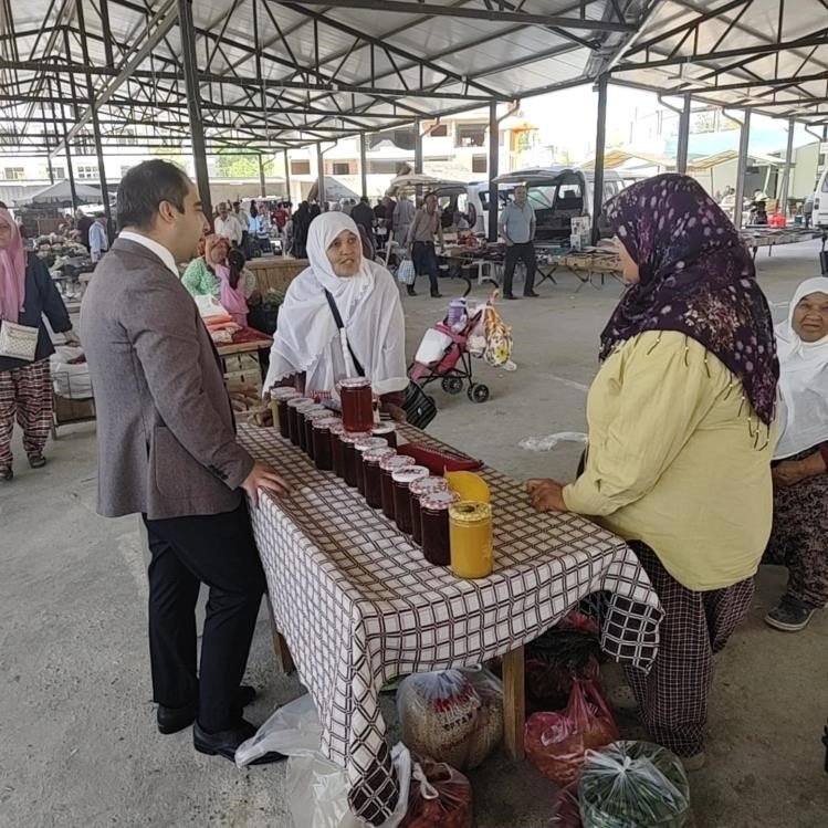 Kaymakam Uçar Pazar Esnafı İle Bir Araya Geldi