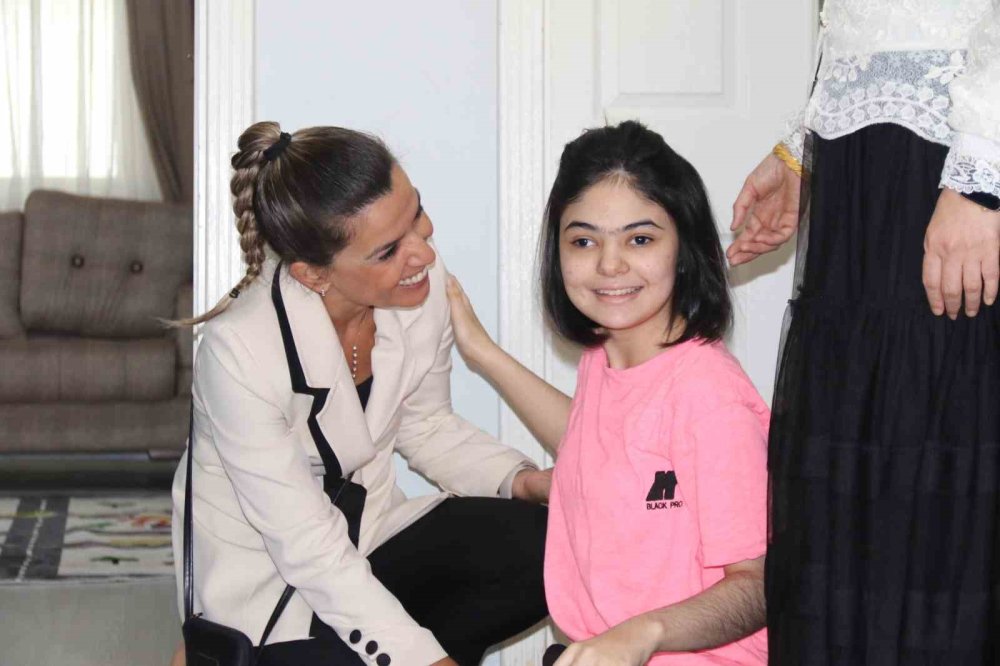 Evde Eğitim Alan Özel Kardeşlere Ziyaret