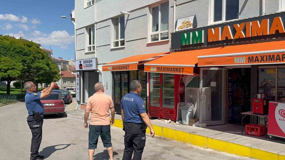 2’nci Kattan Market Tentesine Düşen Kadının Yakınları Esnafa Küfürler Yağdırdı