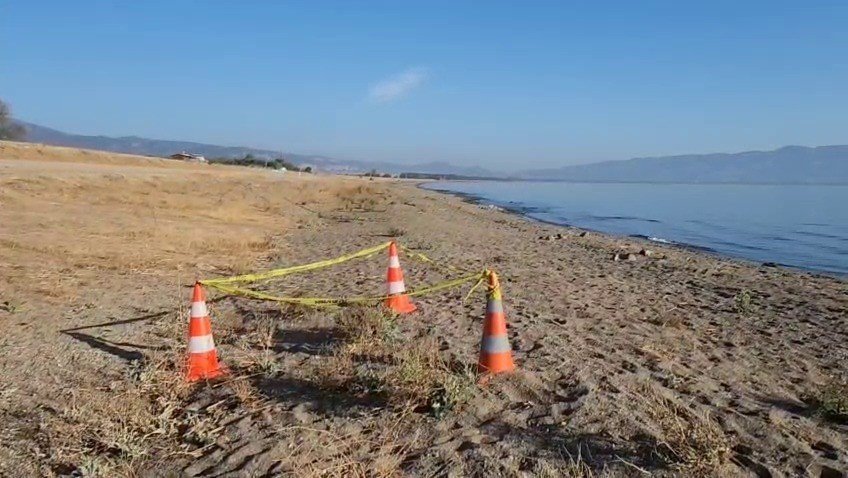 Göl Kıyısında El Bombası Paniği Yaşandı