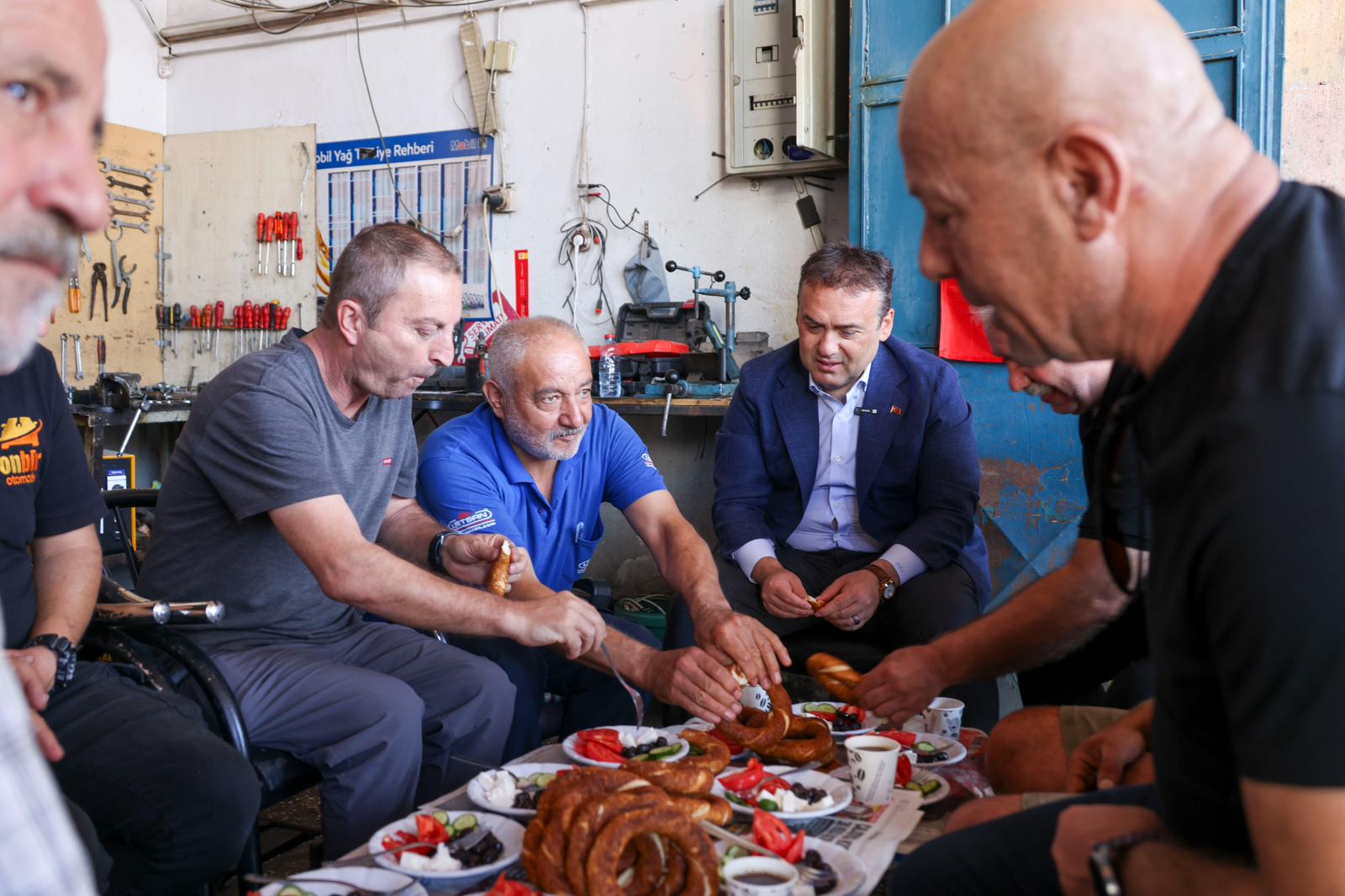 vali-sozerden-kucuk-sanayi-ziyareti2.jpg