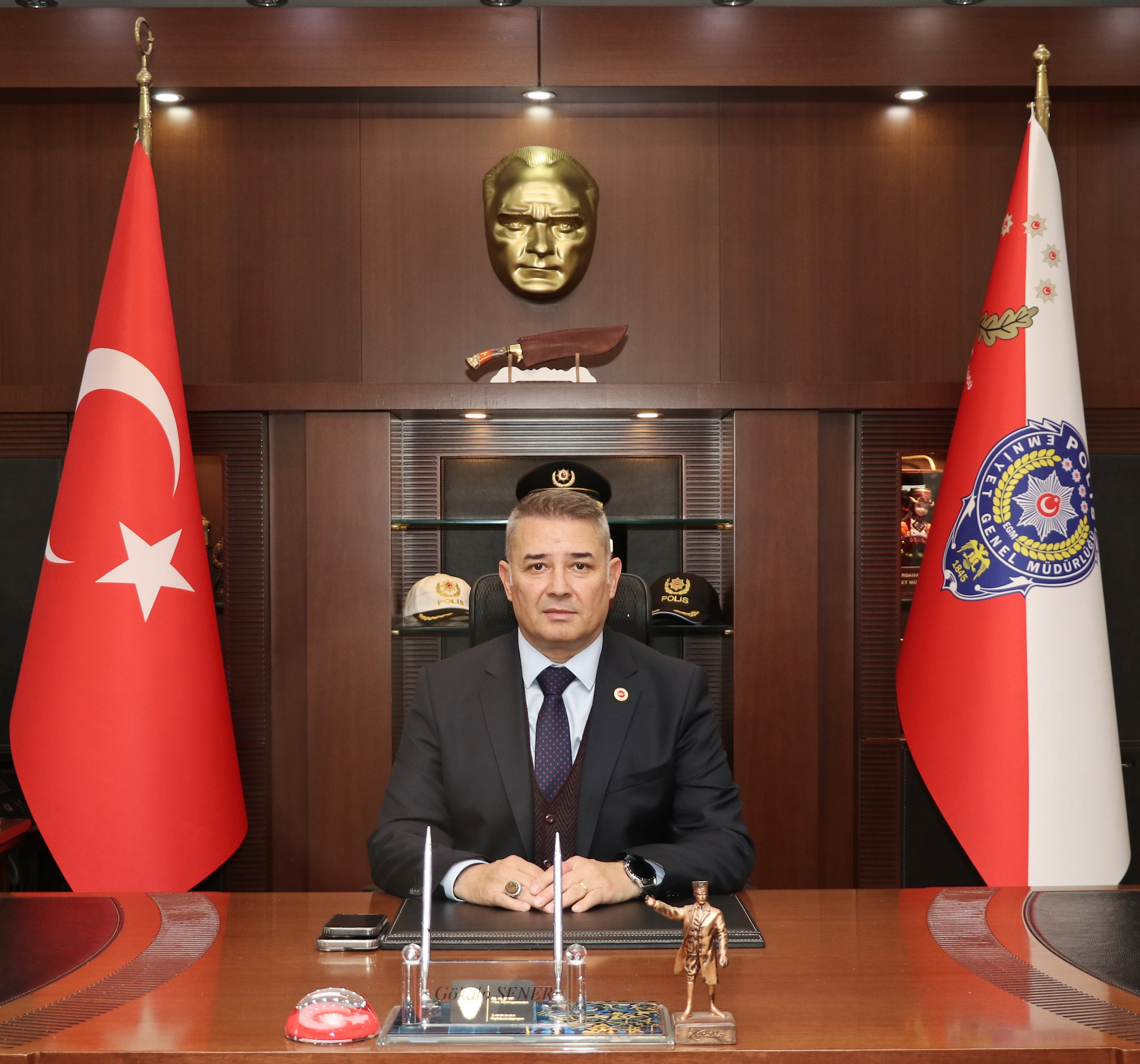 gokalp-sener-080425x3000.jpg
