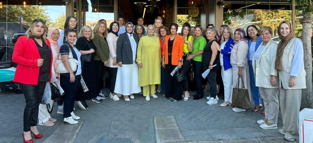 İl Kadın Kolları’ndan Kadın Muhtarlarla Buluşma Programı
