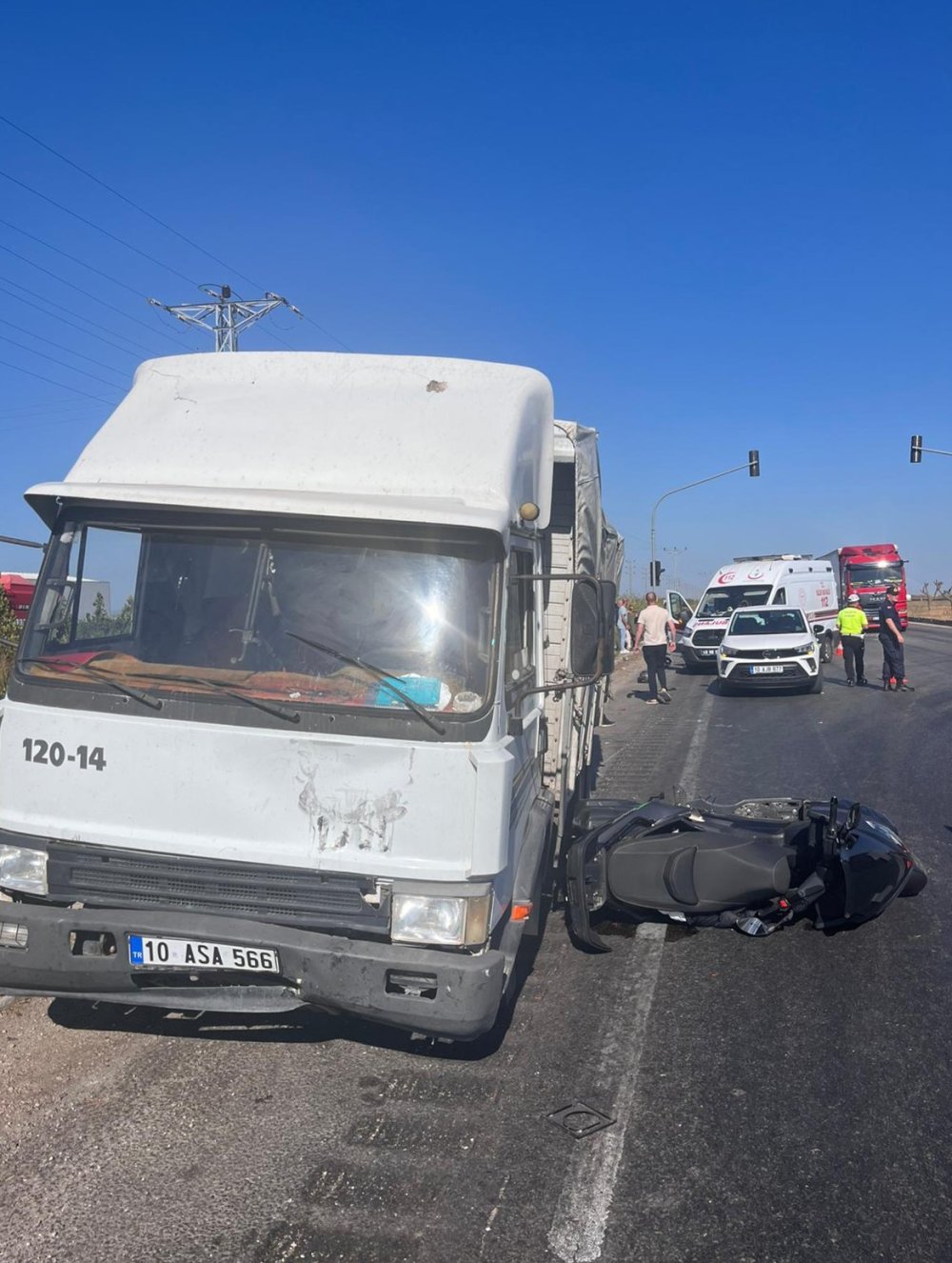 Kırmızı Işıkta Feci Kaza: 1 Ölü, 1 Yaralı