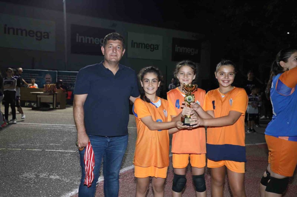Sokak Basketbolunda Kupalar Sahiplerini Buldu
