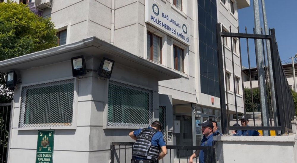 27 Yıl 10 Ayla Aranan 16 Yaşındaki Şüpheliyi Polis Yakaladı