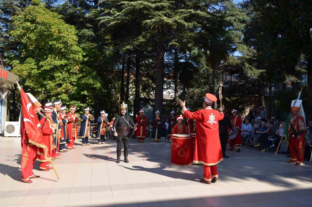 Hastalar Mehter Takımı İle Moral Buldu
