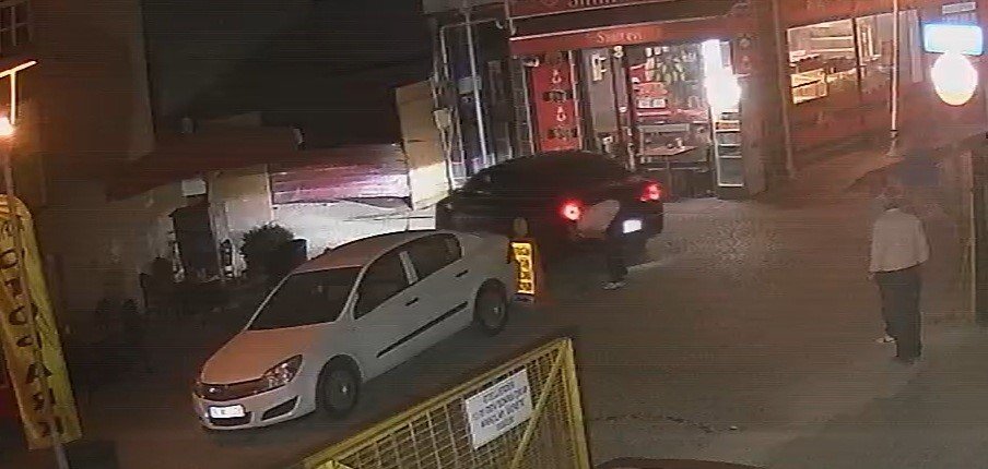 Kavgada Boynu Kesilen Kişi 10 Dakikada Hastaneye Yetiştirildi: Operasyon Sonrası Hayata Tutundu
