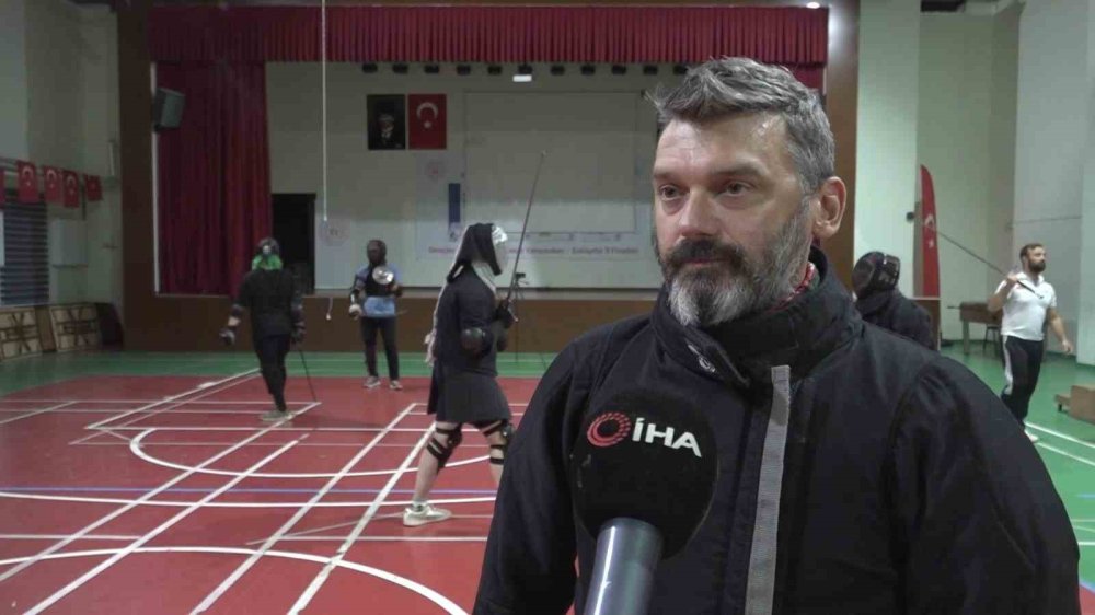 Tarihi Savaş Sanatını Yaşatıyorlar
