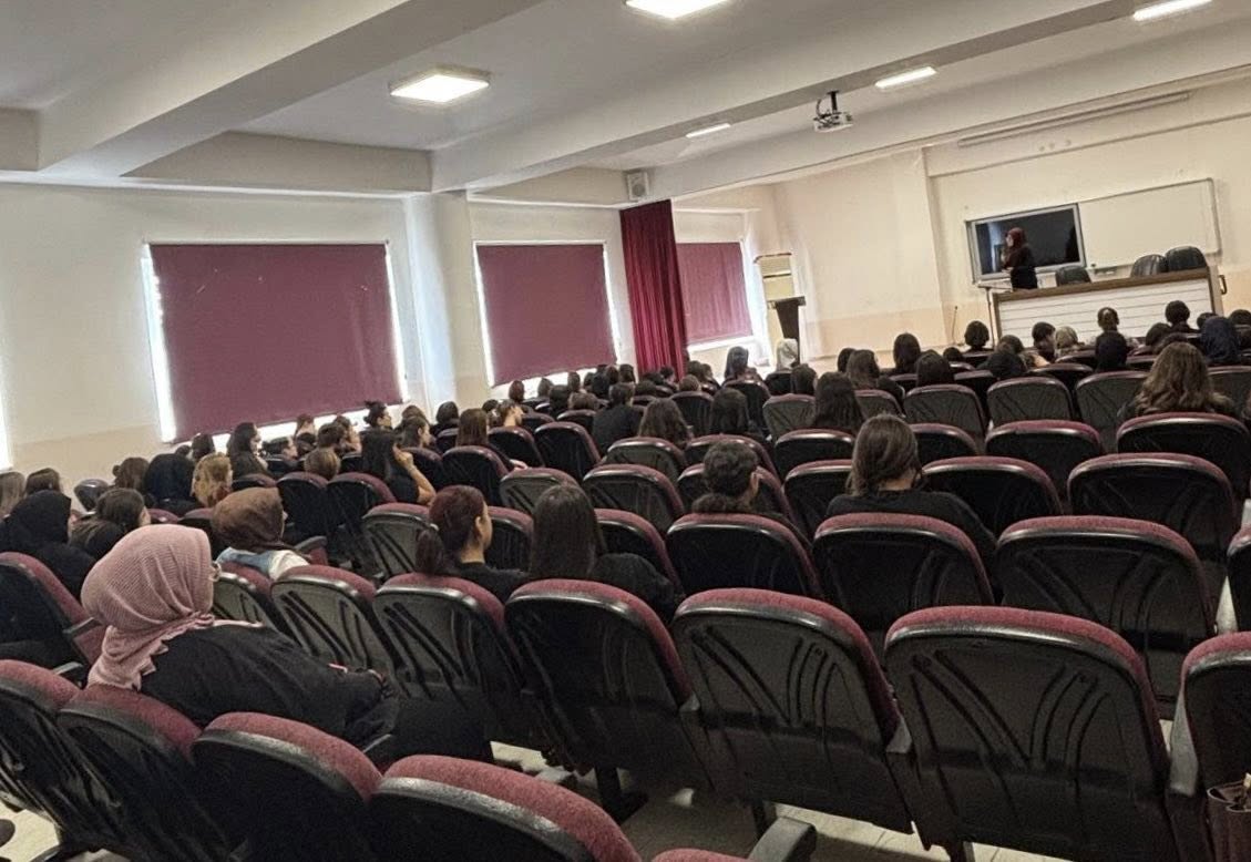 konferans3.jpg