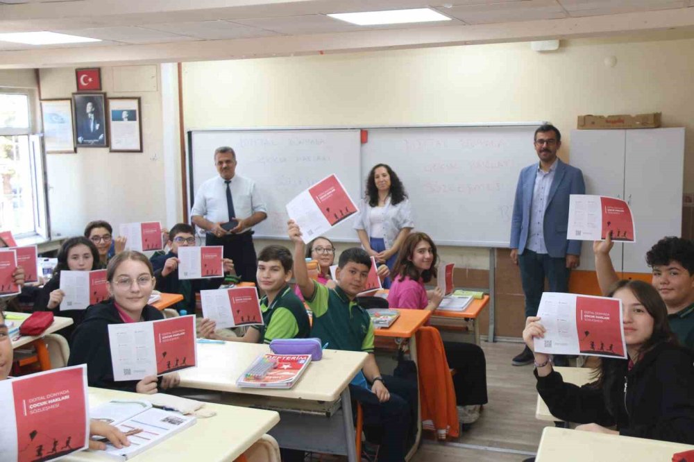 Öğrenciler İçin Güvenli Ve Bilinçli Eğitim Başladı
