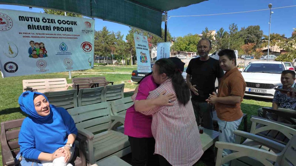 Özel Çocuklar Ve Aileleri Piknikte Buluştu