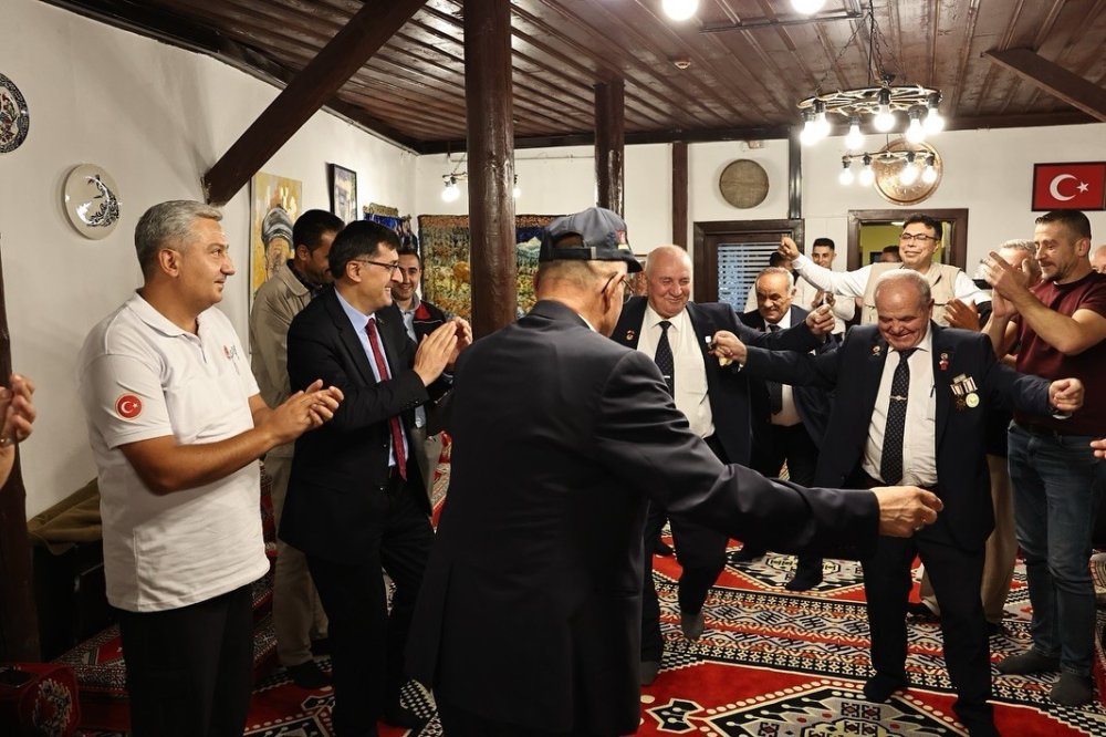 Kahraman Gaziler İçin Anlamlı Program