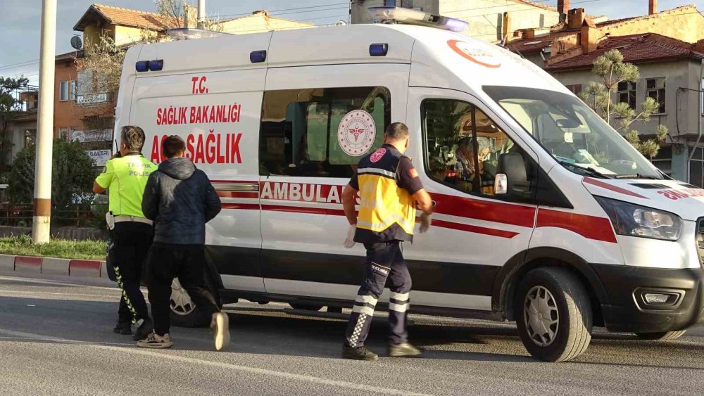 Motosikletin De Karıştığı Zincirleme Trafik Kazası Yaşandı