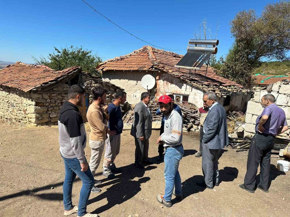 İl Genel Meclisinden Evi Yanan Köy Muhtarına "Geçmiş Olsun" Ziyareti