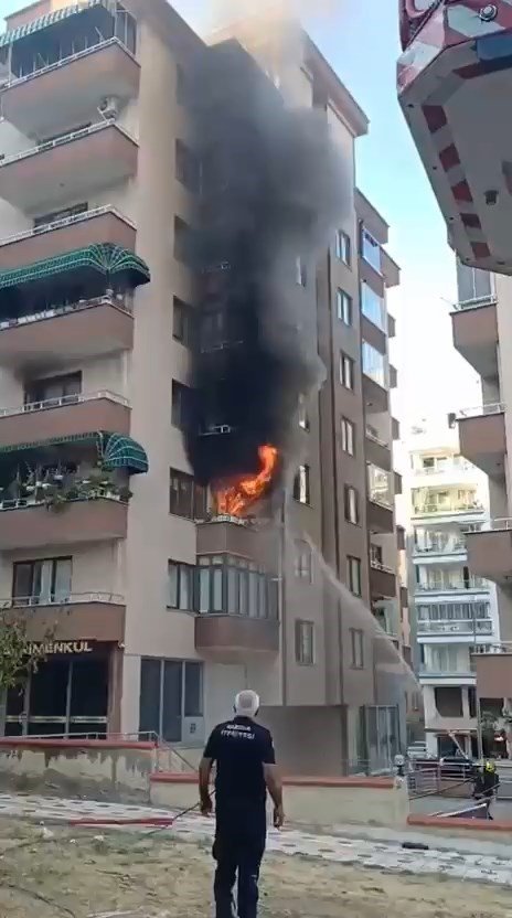 7 Katlı Apartmanda Korku Dolu Anlar