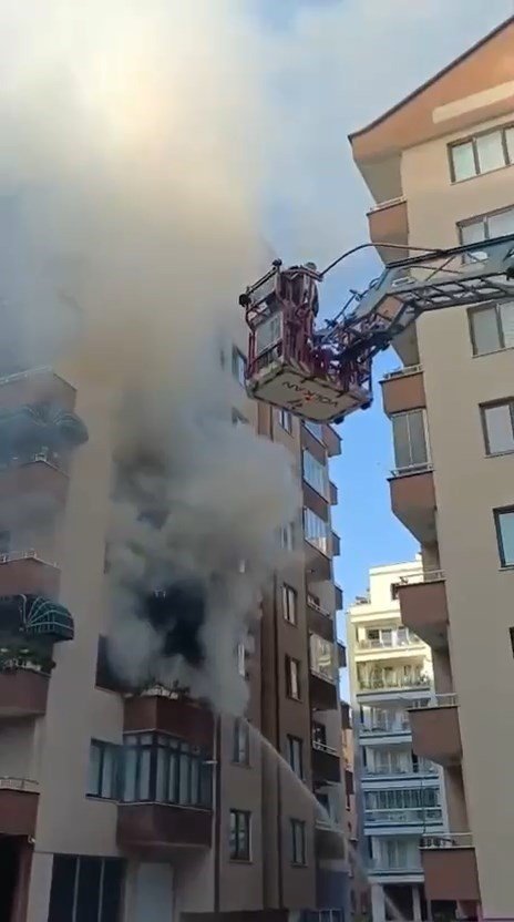 7 Katlı Apartmanda Korku Dolu Anlar