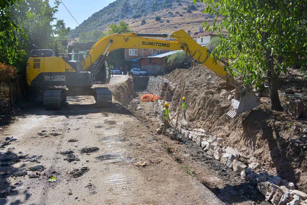 Sel Riskine Karşı Derelerde Temizlik Seferberliği