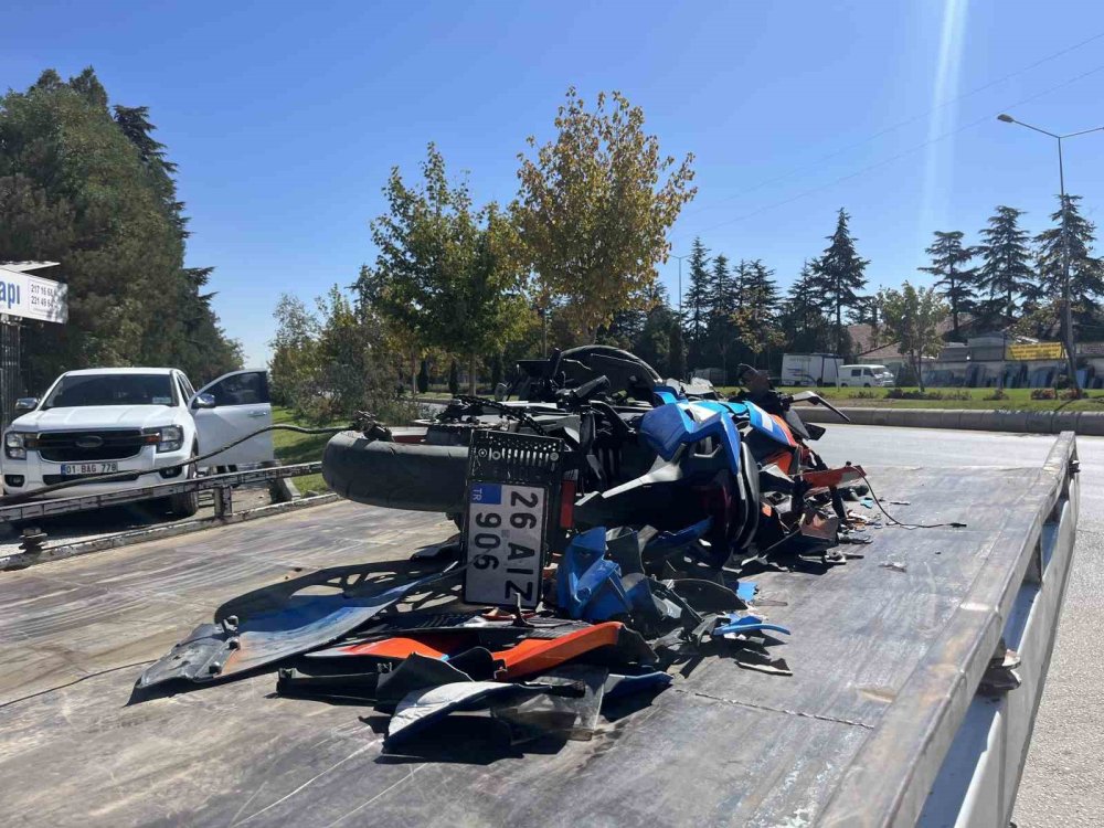 Motosiklet Sürücüsü Ağır Yaralandı