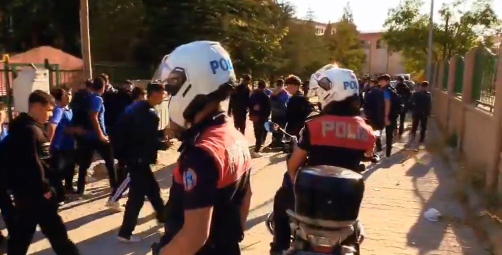 Polis Ekiplerinin Okul Çevrelerinde Denetimleri Sürüyor