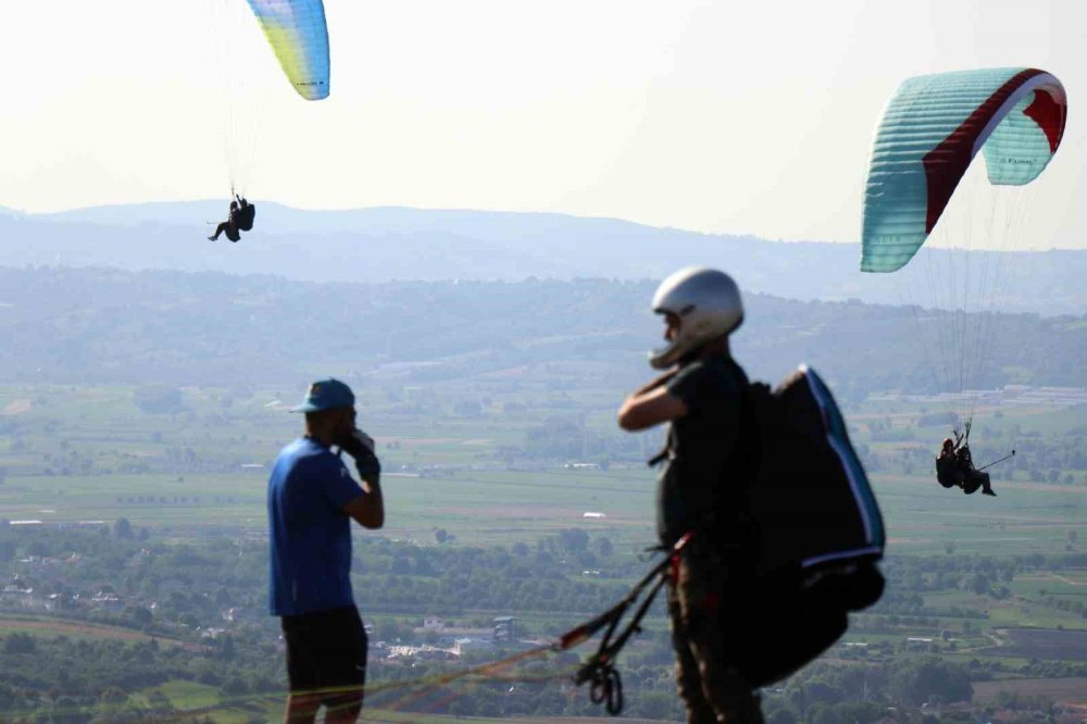 Yamaç Paraşütü Pilotları Gökyüzüyle Tanışıyor
