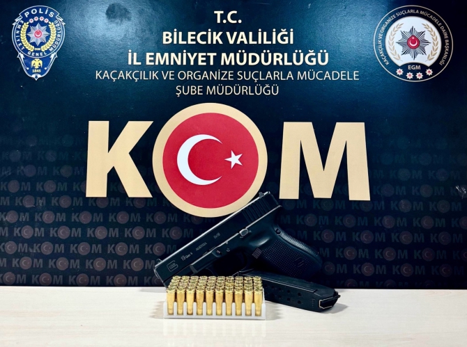 ruhsatsiz-silah-yakalandi1.jpg