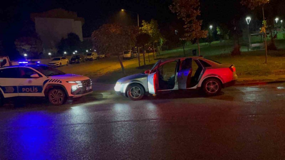 Annesinin Aracı İle Polisten Kaçan Gence 62 Bin TL Para Cezası Kesildi