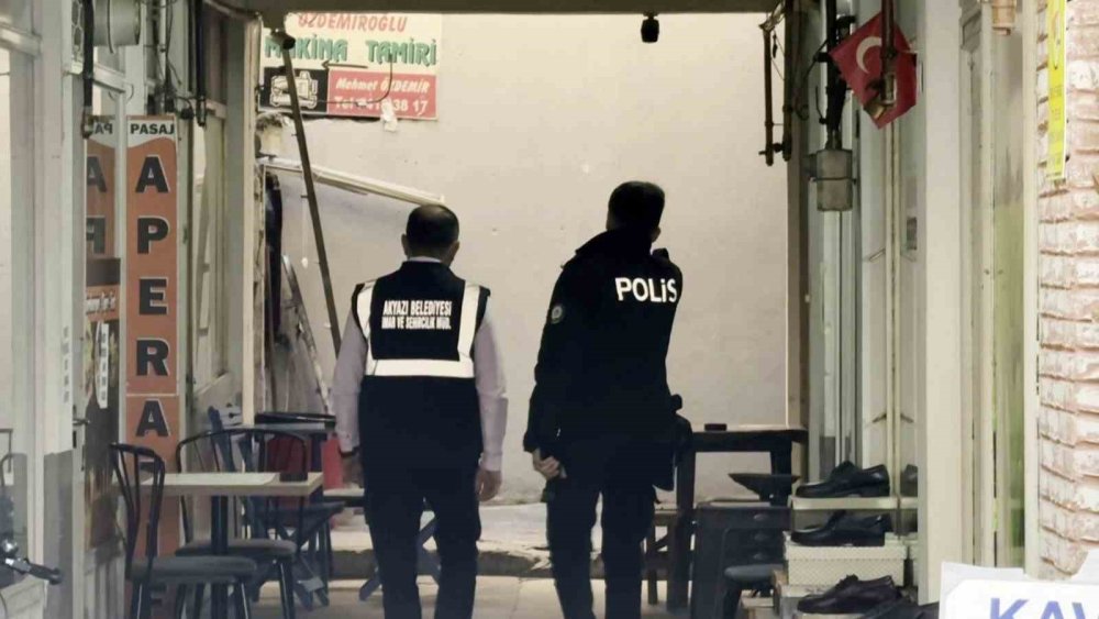 Çatırdama Sesleri Paniğe Sebep Oldu: 2 Katlı Bina Tahliye Edildi