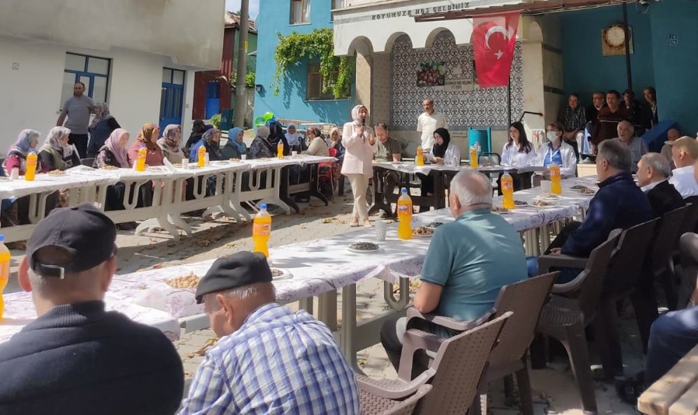 65 Yaş Üstü Vatandaşlara Kapsamlı Geriatri Eğitimi Verildi
