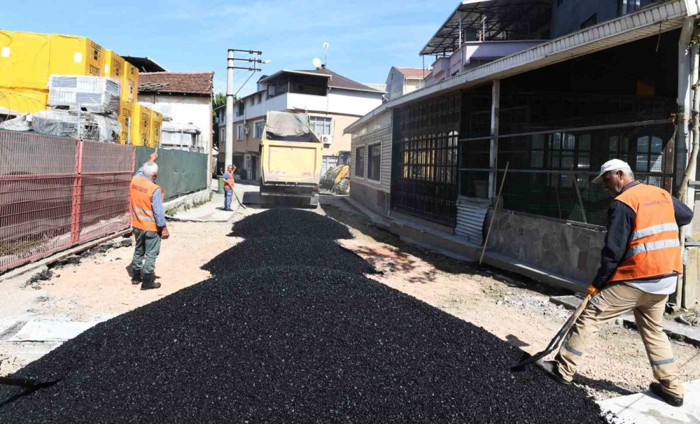 9 Ayda 29 Bin Ton Asfalt Yaması Yapıldı