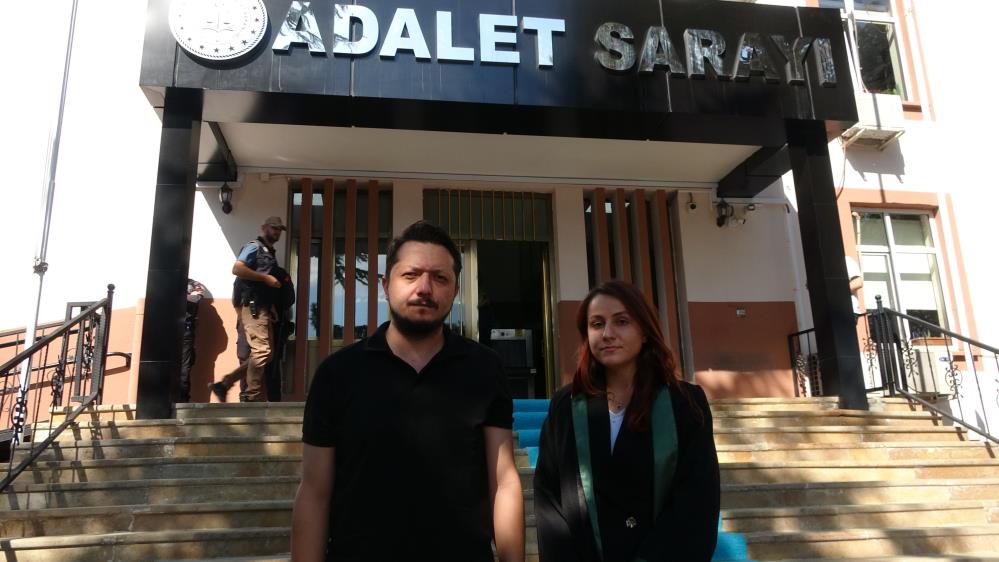 mahkeme-salonu-karisti.jpg