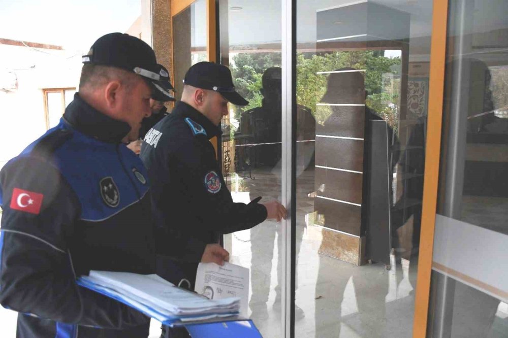 1 Yıldır Kapalı Olan Otel Tahliye Edildi