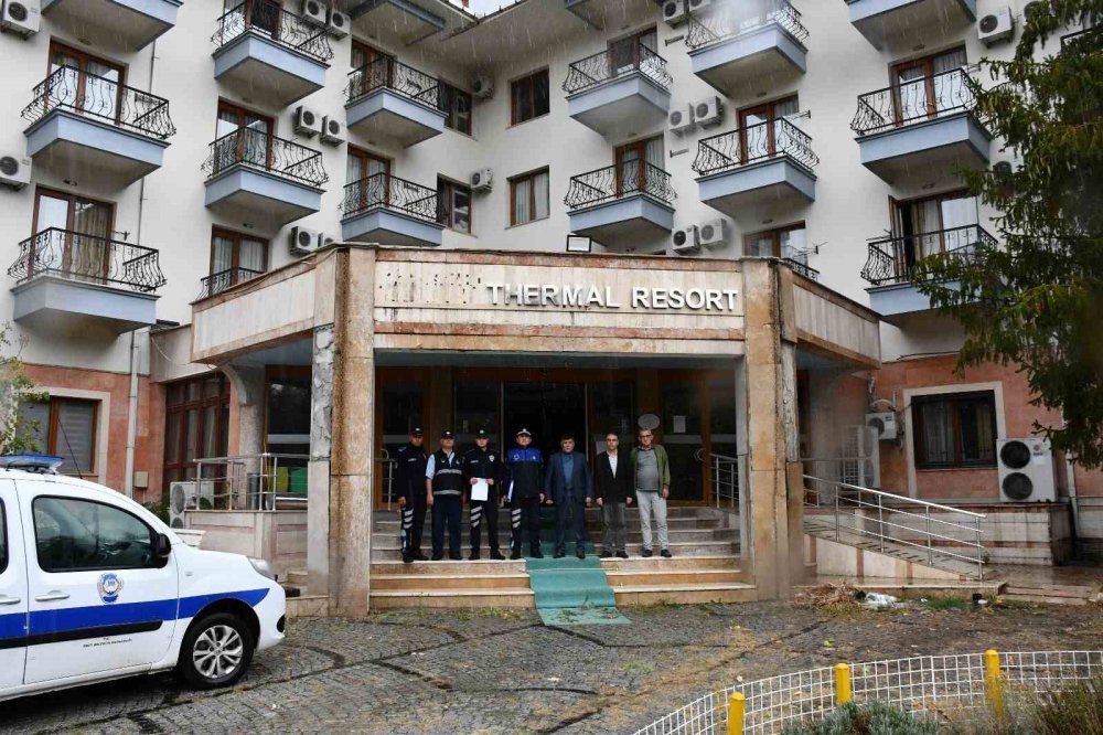 1 Yıldır Kapalı Olan Otel Tahliye Edildi