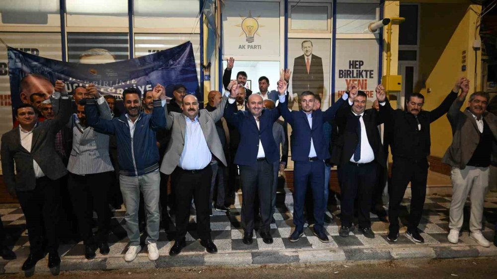 Chp’li Belediye Meclis Üyesi Ak Parti’ye Geçti