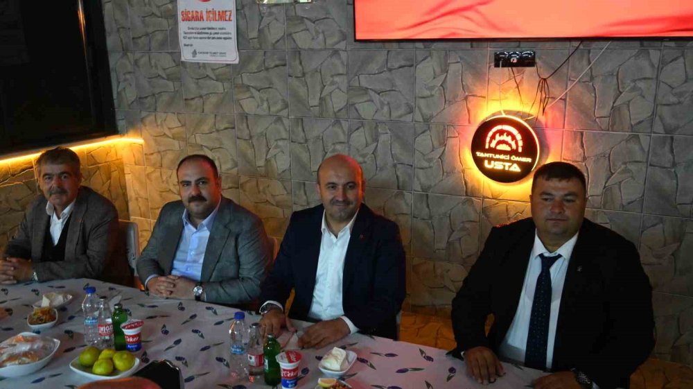 Chp’li Belediye Meclis Üyesi Ak Parti’ye Geçti
