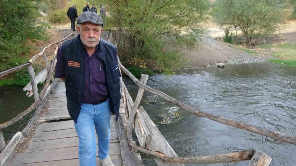 Köy Sakinleri Köprü İstiyor