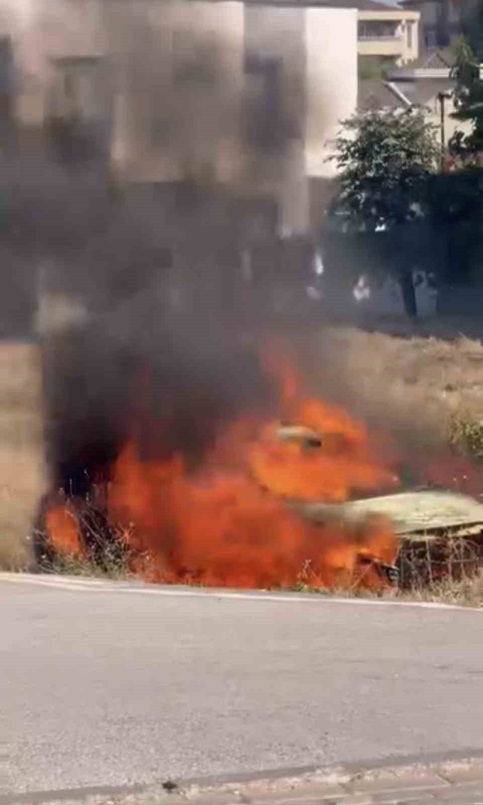 Otomobil Alev Alev Yandı