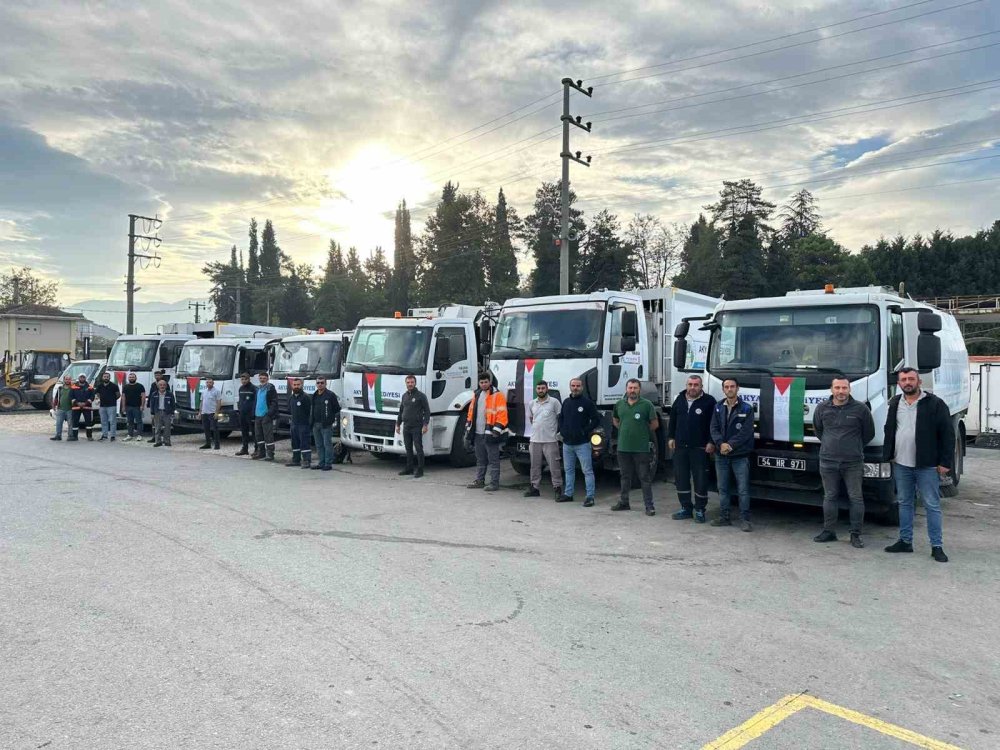 Filistin İçin Birlik Mesajı: Belediye Ve Araçları Bayraklarla Donatıldı