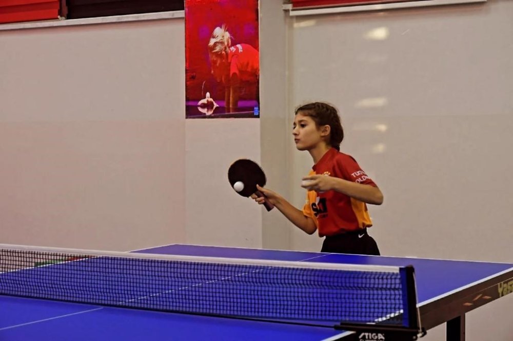 Spor Okulları’nda Masa Tenisi Çalışmaları Devam Ediyor