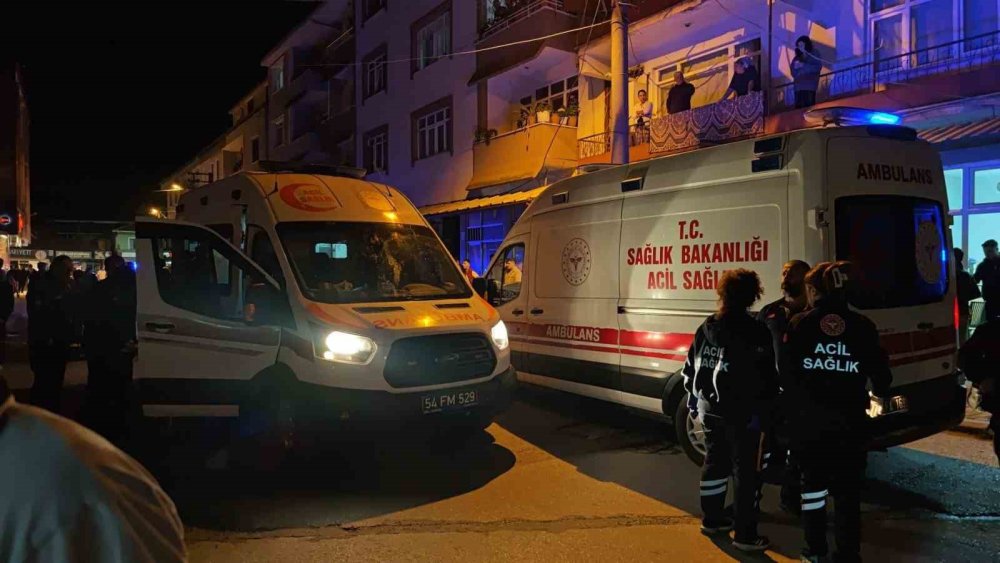 16 Yaşındaki Çocuklar Arasında Bıçaklı Kavga: Biri Yoğun Bakımda, Biri Cezaevinde