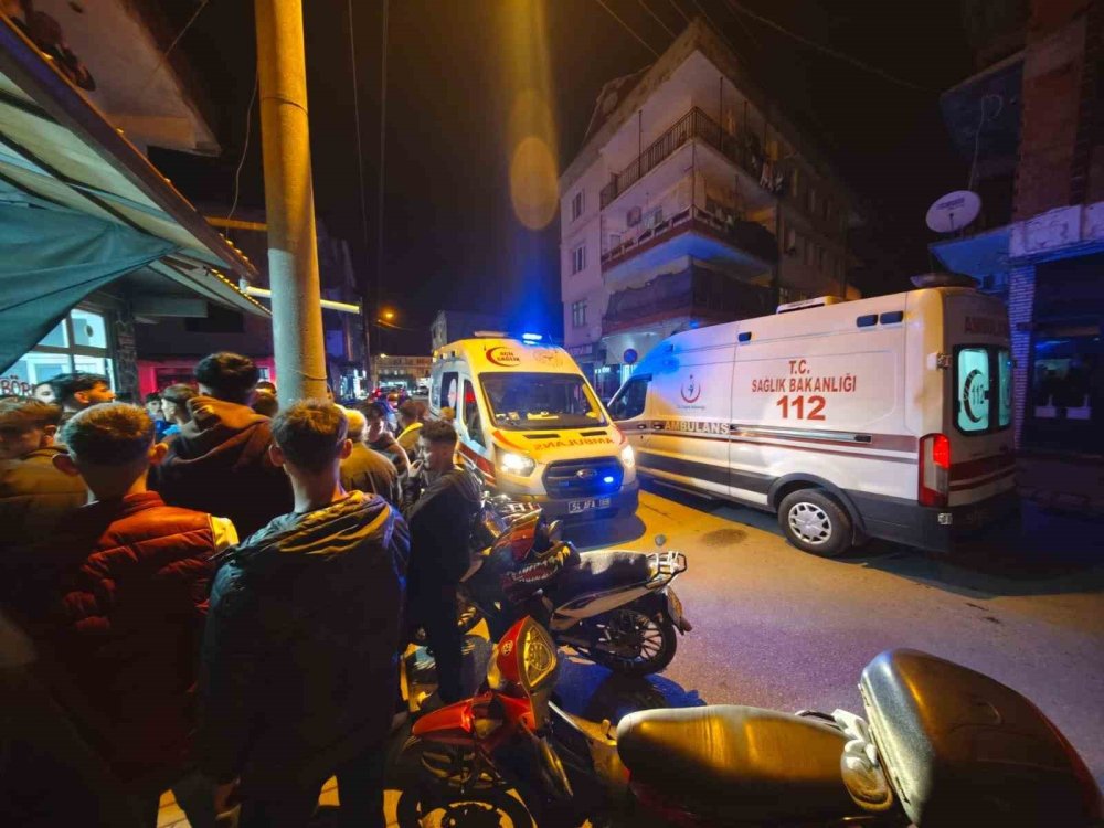 16 Yaşındaki Çocuklar Arasında Bıçaklı Kavga: Biri Yoğun Bakımda, Biri Cezaevinde