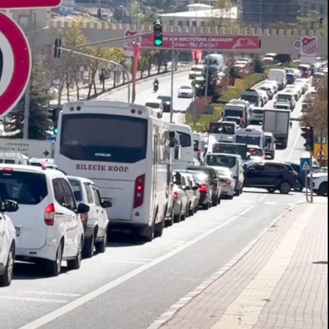 trafik-kilitlendi2.jpg