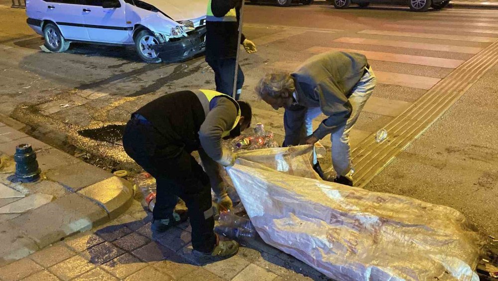 Kaza Yapan Alkollü Ve Ehliyetsiz Sürücü Hasarlı Aracıyla Poz Verdi