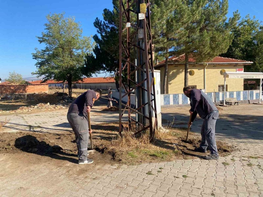 Temizlik Çalışmalarına Aralıksız Devam Ediyor