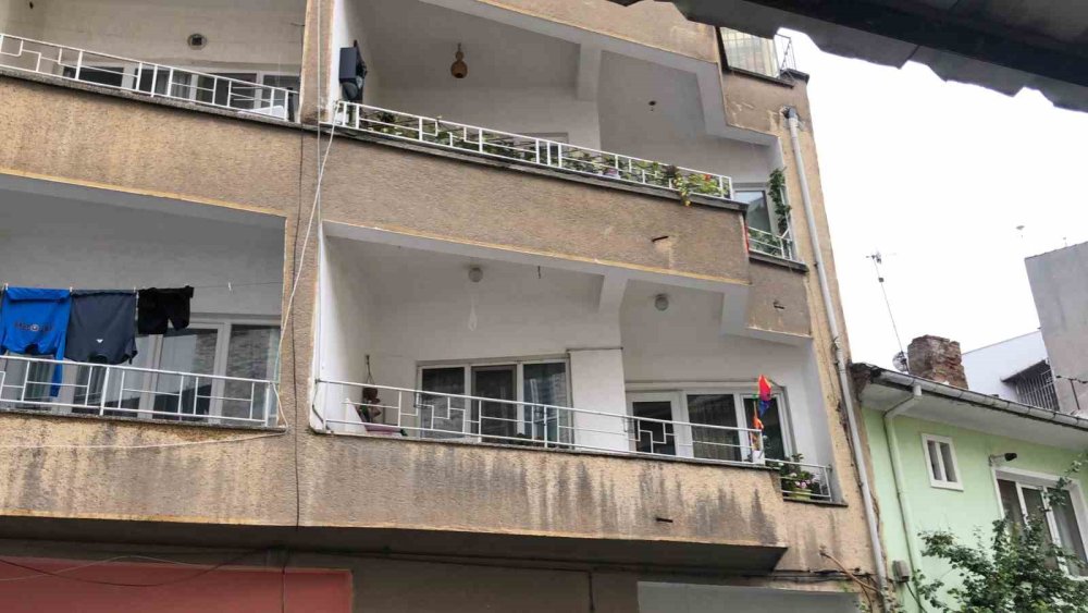 45 Yaşındaki Şahıs Evinde Ölü Bulundu