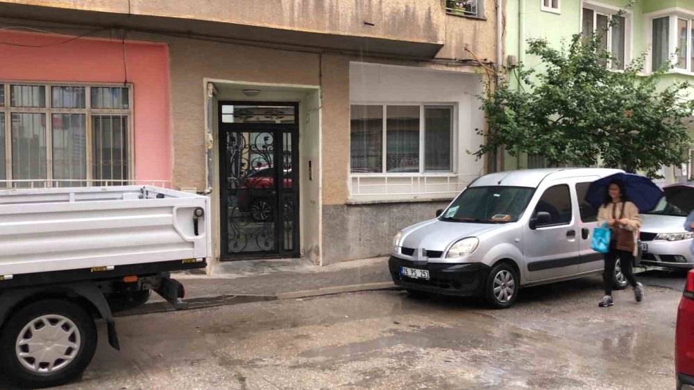 45 Yaşındaki Şahıs Evinde Ölü Bulundu