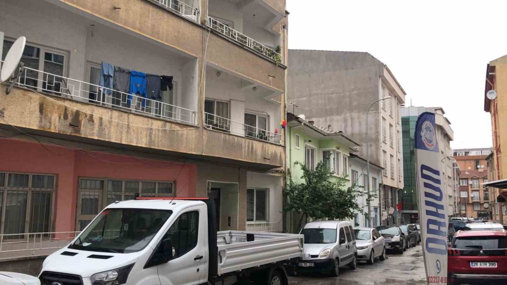 45 Yaşındaki Şahıs Evinde Ölü Bulundu